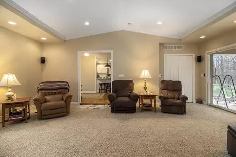 10410 Moon Rd, Saline, MI 48176 photo 10