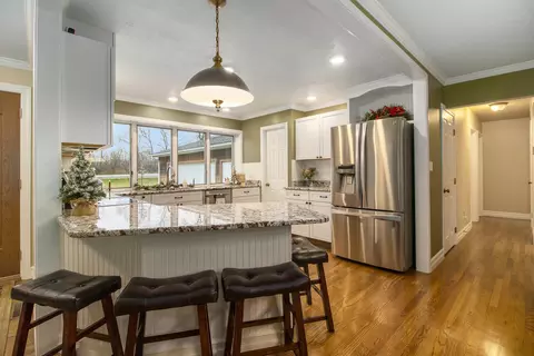10410 Moon Rd, Saline, MI 48176 photo 5