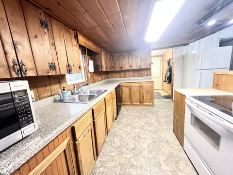 280 E Sixth St, Constantine, MI 49042 photo 10