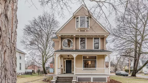 402 S Huron St, Ypsilanti, MI 48197