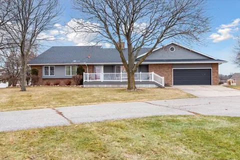 2596 N Winn Rd, Mount Pleasant, MI 48858