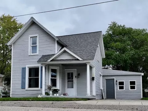18 Batavia Pl NE, Grand Rapids, MI 49503