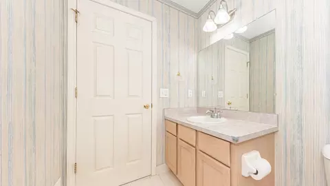 312 Redmaple Ln, Brighton, MI 48116 photo 23