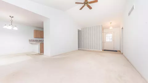 312 Redmaple Ln, Brighton, MI 48116 photo 10