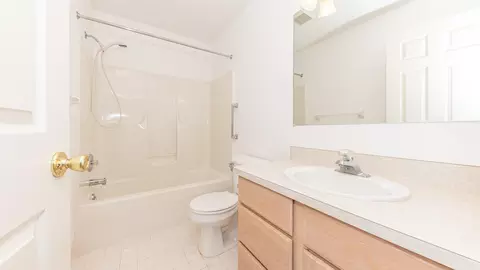 312 Redmaple Ln, Brighton, MI 48116 photo 21