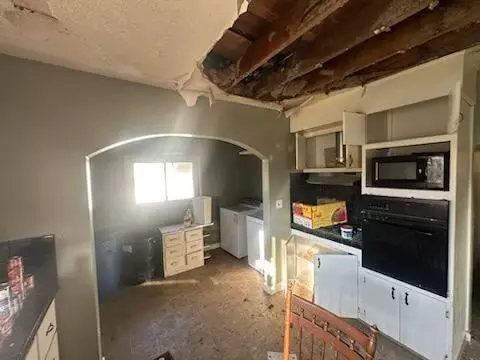 325 E Addison St, Jackson, MI 49203 photo 3