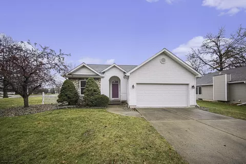 801 Sunburst Dr #39, Jackson, MI 49203