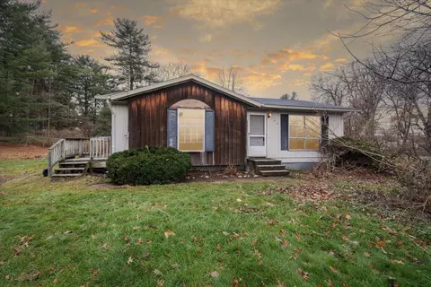 100 Reiniche Rd, Horton, MI 49246