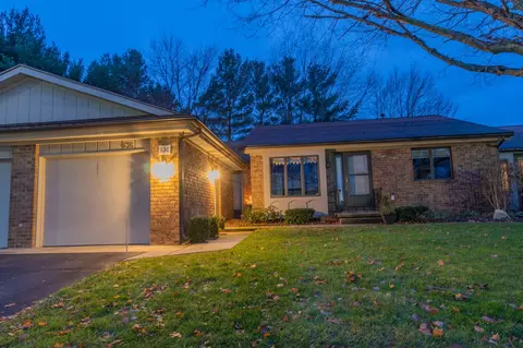 836 Apple Blossom Ln #25, Holland, MI 49423