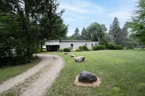 11475 Folks Rd, Hanover, MI 49241
