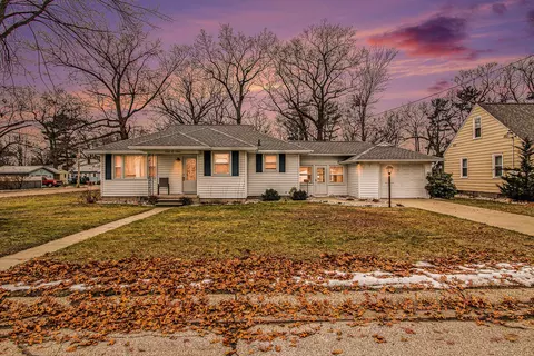 601 Elsa St, North Muskegon, MI 49445