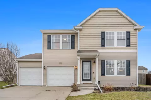 10107 Castle Creek Cir, Galesburg, MI 49053