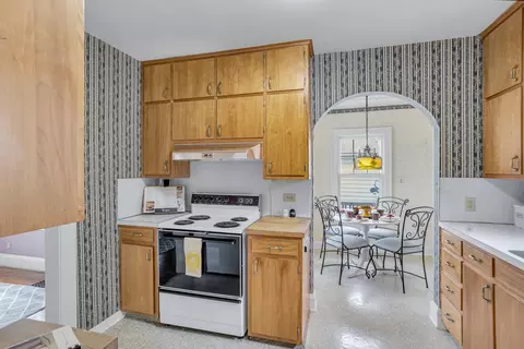 239 N Webster St, Jackson, MI 49202 photo 14