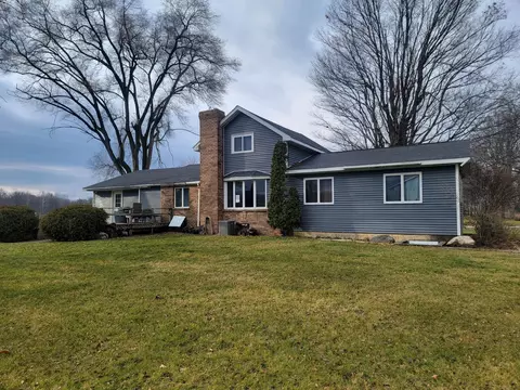 1253 Smoker Rd, Bronson, MI 49028