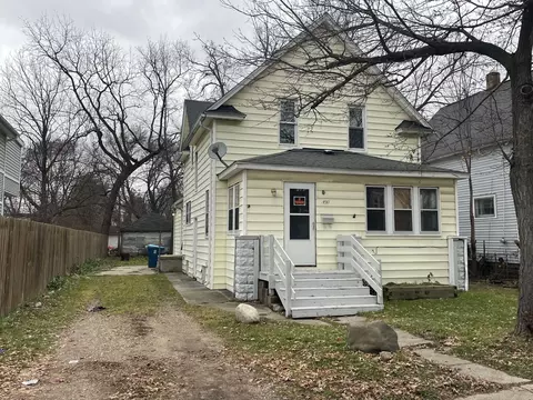 1517 E Stockbridge Ave, Kalamazoo, MI 49001