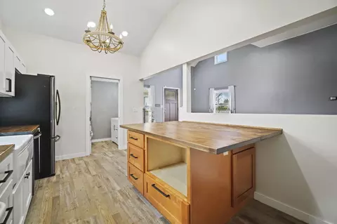 136 Arnold St, Jackson, MI 49202 photo 10