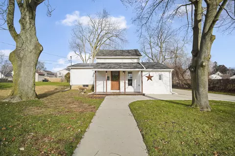 136 Arnold St, Jackson, MI 49202