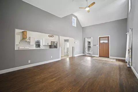 136 Arnold St, Jackson, MI 49202 photo 7