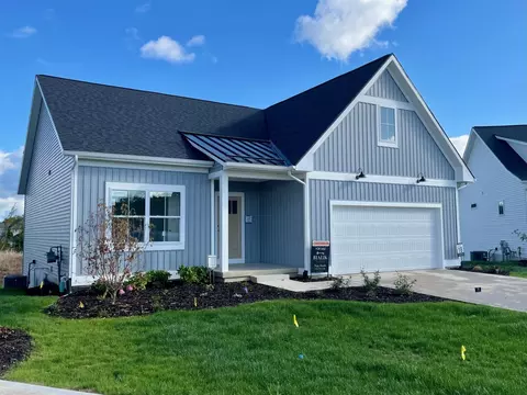 509 Sun Vale Ln, Grandville, MI 49418