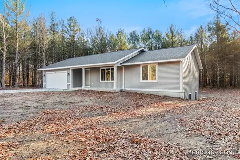 1663 Pineland Path, Allegan, MI 49010