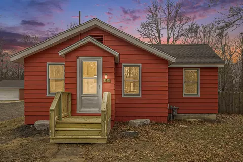 184 Coldwater Ave, Battle Creek, MI 49037