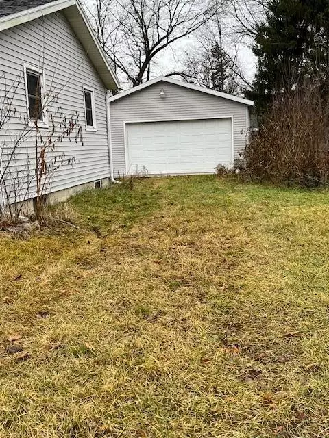 376 8th St, Plainwell, MI 49080 photo 16