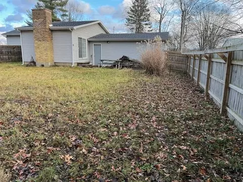 376 8th St, Plainwell, MI 49080 photo 15