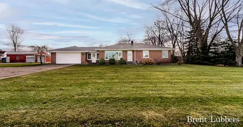 7380 Byron Rd, Zeeland, MI 49464