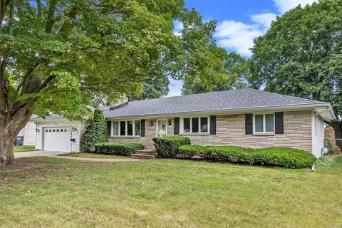 406 W Melody Ave, Portage, MI 49024