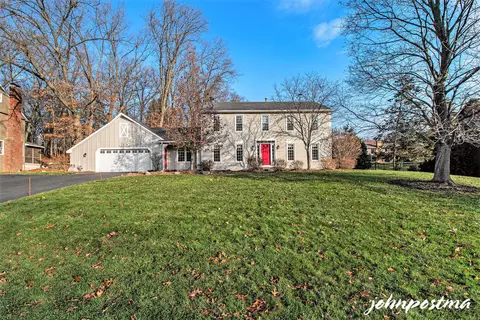 6897 Forest Valley Dr SE, Grand Rapids, MI 49546