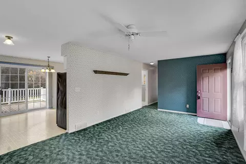 3472 Agnes St, Jackson, MI 49203 photo 4