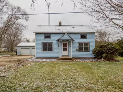 10616 Oakland Dr, Portage, MI 49024