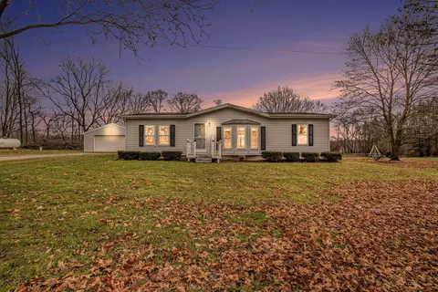 16186 27 12 Mile Rd, Albion, MI 49224