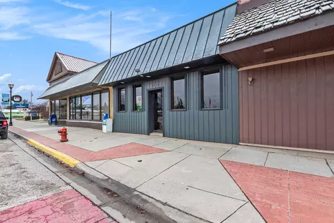 1099 E Wilcox Ave, White Cloud, MI 49349