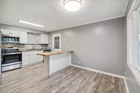 321 E Main St, Rives Junction, MI 49277 photo 17