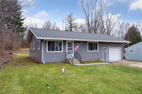 321 E Main St, Rives Junction, MI 49277 photo 2