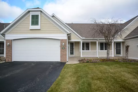 1303 Timber Xing, Holland, MI 49424
