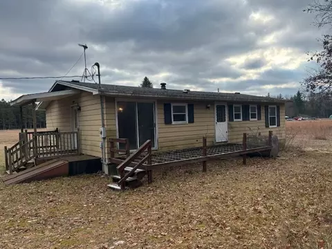 3343 S Walnut Ave, White Cloud, MI 49349 photo 2