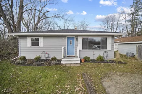 2534 Helena Ave, Jackson, MI 49203