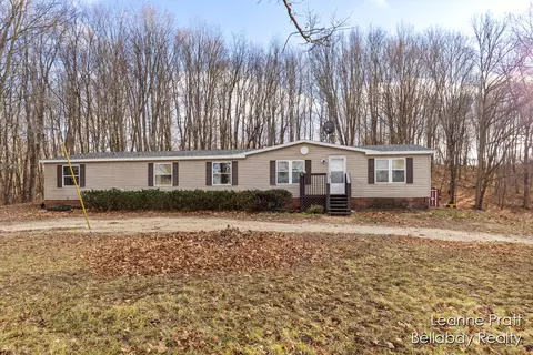 2625 W Quimby Rd, Hastings, MI 49058