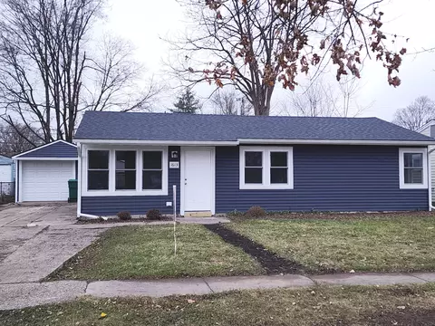 1613 Mollie St, Ypsilanti, MI 48198