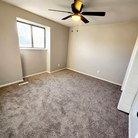 4645 Westbrook Dr #4, Jackson, MI 49201 photo 11