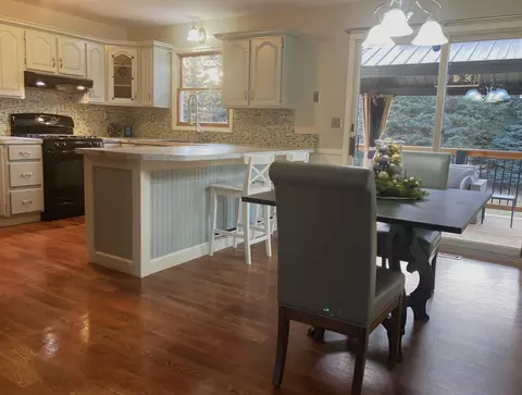 853 Orchard St, Belding, MI 48809 photo 11