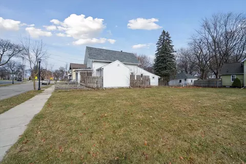 711 S Jackson St, Jackson, MI 49203 photo 6