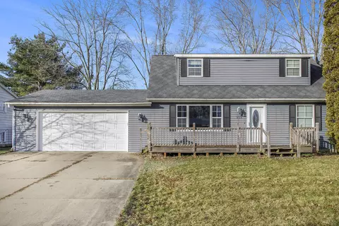 212 Kimberly St, Galesburg, MI 49053