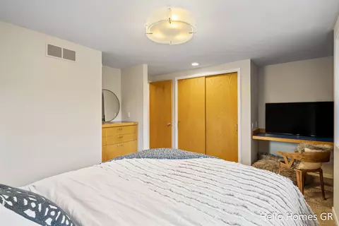 8697 Conservation St NE, Ada, MI 49301 photo 37