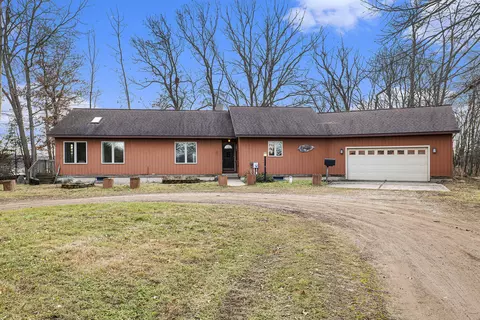 2458 Fox Rdg, Lyons, MI 48851