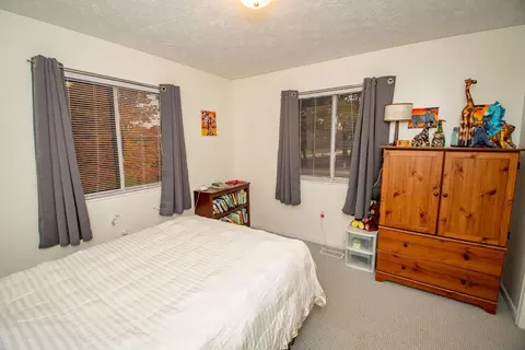 222 Deer Run Dr, Plainwell, MI 49080 photo 22