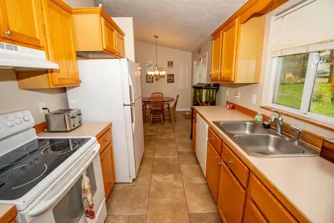 222 Deer Run Dr, Plainwell, MI 49080 photo 15