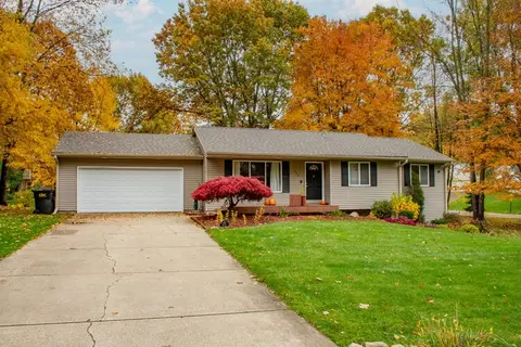 222 Deer Run Dr, Plainwell, MI 49080 photo 36